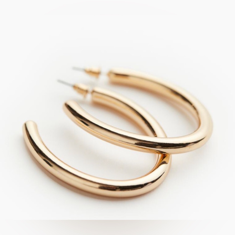 NWT H&M fashion gold hoop earrings